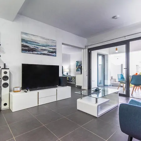 Apartment Apartamento Azul Vv -fuerteventura Site- Jacuzzi, Aire Acondicionado, Solarium , Terraza Vistas Panoramicas, Diseno , Luxury, Fuerteventura Site