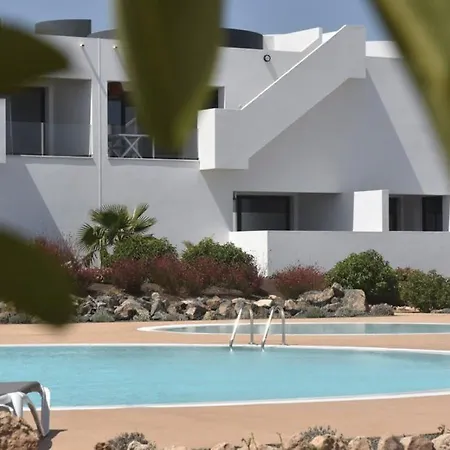 Apartamento Azul Vv -fuerteventura Site- Jacuzzi, Aire Acondicionado, Solarium , Terraza Vistas Panoramicas, Diseno , Luxury, Fuerteventura Site * La Oliva