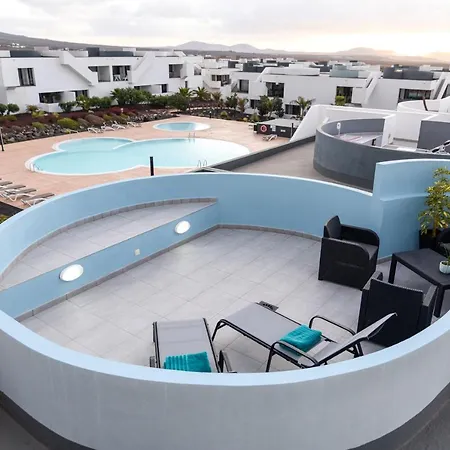 Apartamento Azul Vv -fuerteventura Site- Jacuzzi, Aire Acondicionado, Solarium , Terraza Vistas Panoramicas, Diseno , Luxury, Fuerteventura Site * La Oliva